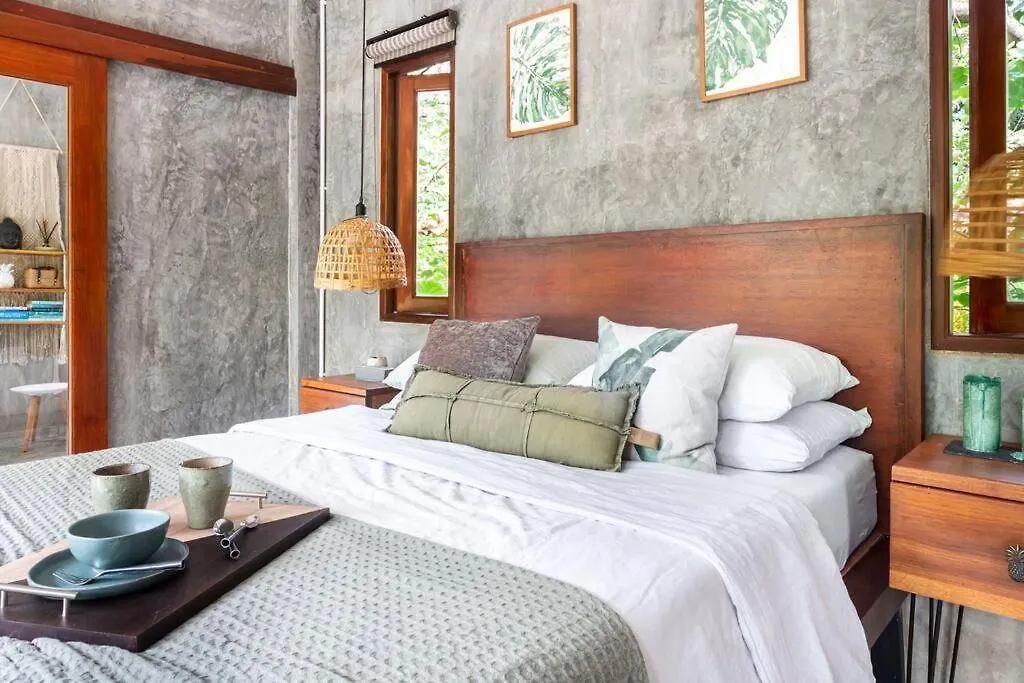 Boutique Jungle Villa - Baan Chaom Ko Lanta