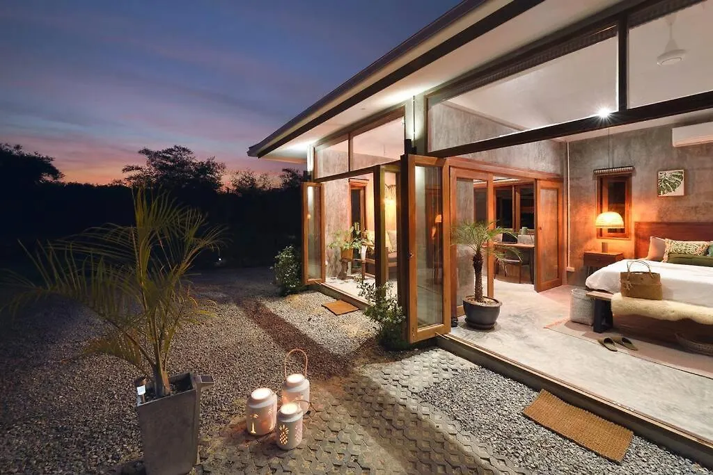 Boutique Jungle Villa - Baan Chaom Ko Lanta